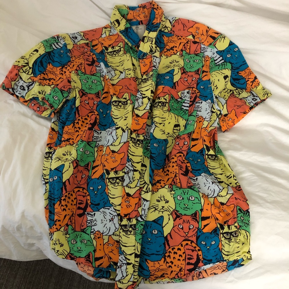 Cat shirt trippy vibes Men’s Medium